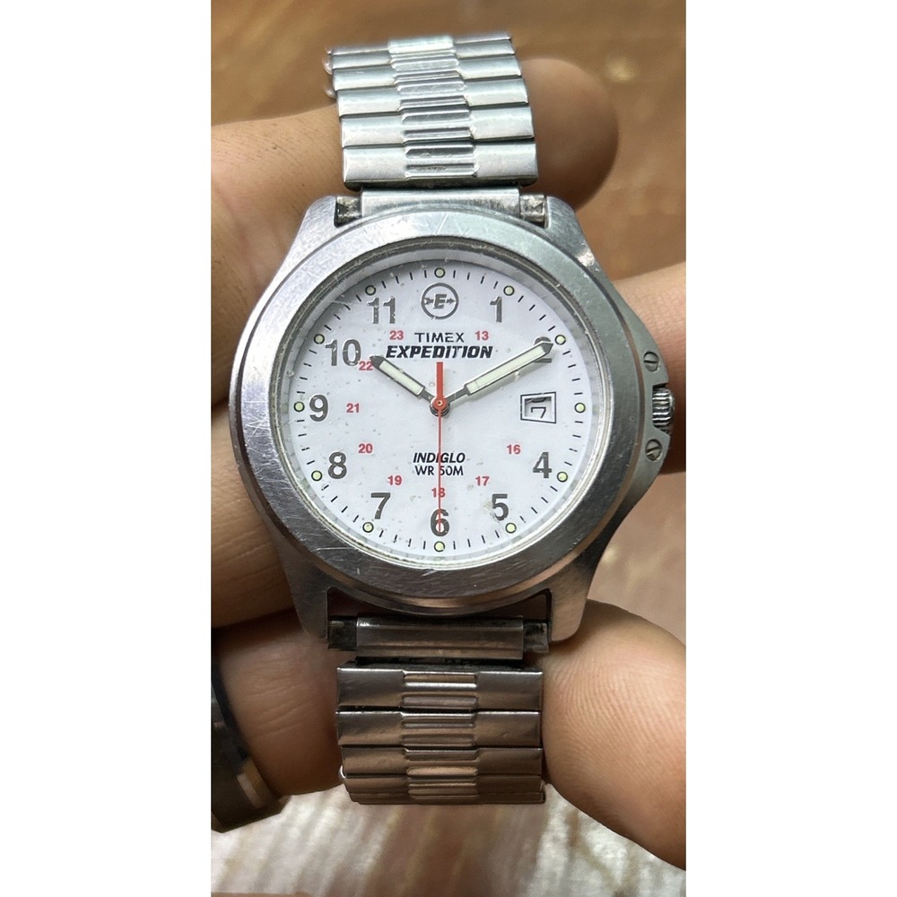 Timex Expedition Indiglo WR 50M Field Watch Silver Tone Expansion Band CR2016